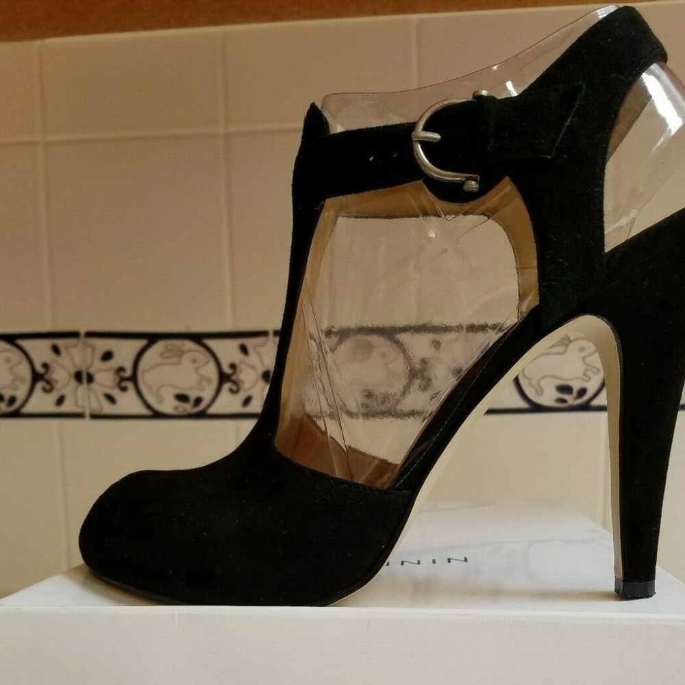 Nine West Black Suede Palomino Heels CHIC